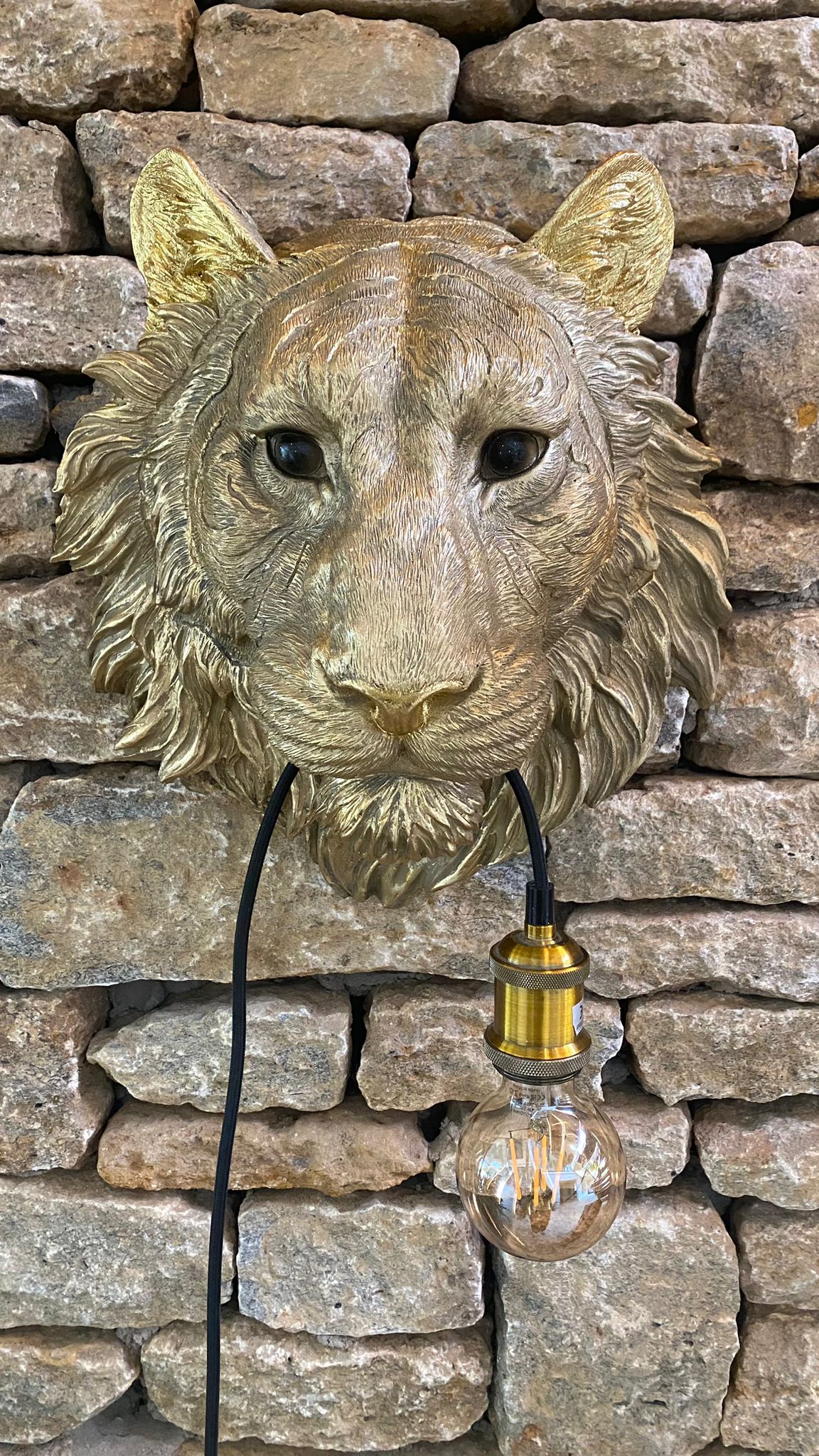 Lion Head Wall Light